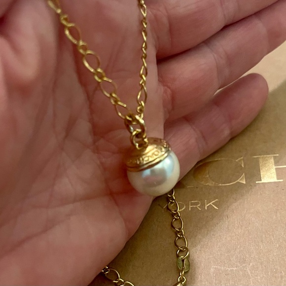 RARE Small Coach Large White Faux Pearl Pendant 18k/925 Sterling Silver Necklace - Picture 6 of 7
